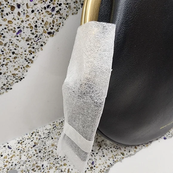 COACH Kisslock Pouch 20 Round Tortilla Mini Bag in Black NWT - Picture 4 of 12